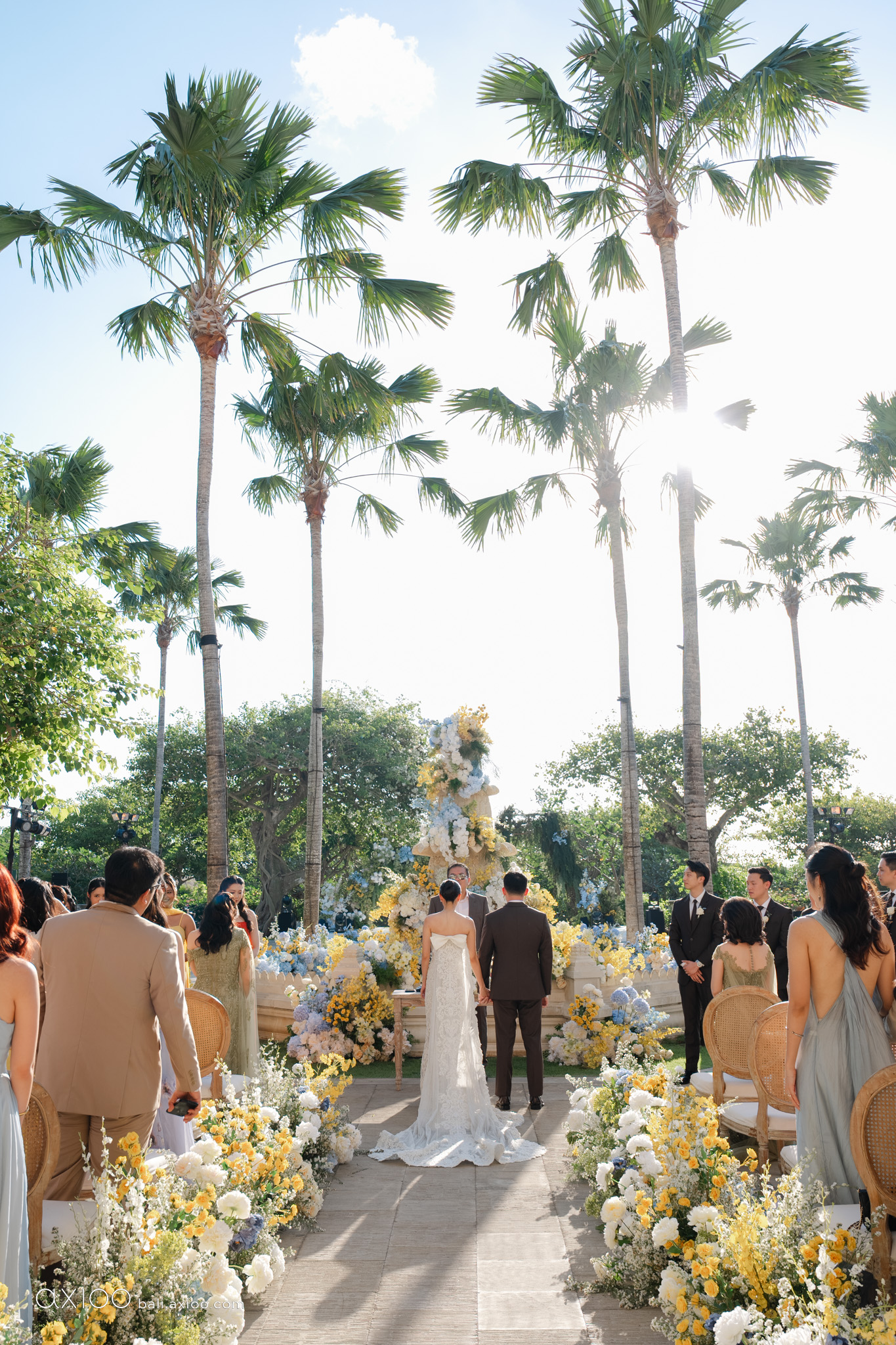 Axioo: An Estate State of Mind | Jumeirah Bali Wedding